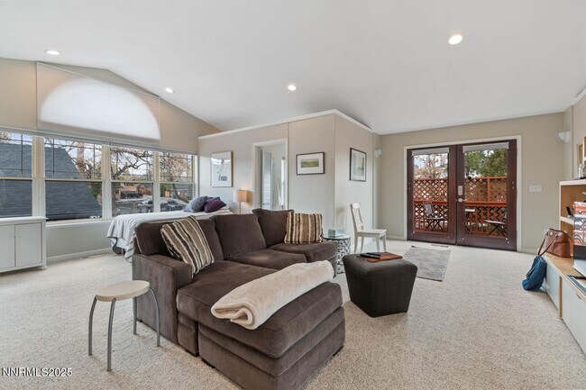 Foto del edificio - 543 California Ave