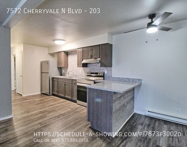 Foto del edificio - 7572 Cherryvale N Blvd