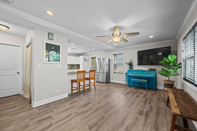 Foto del edificio - 3403 Ridge Rd