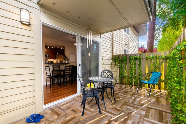 Foto del edificio - 501 141st Ave SE