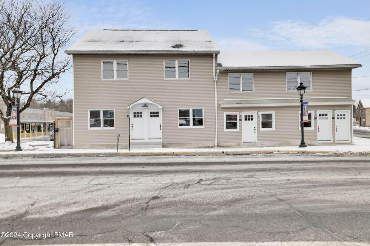 Foto principal - 318 Main Street