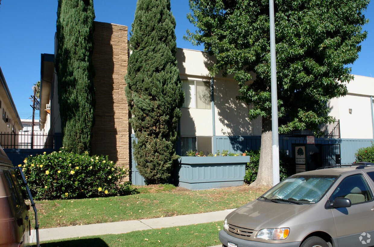 Foto del edificio - Buffalo Ave. Apartments