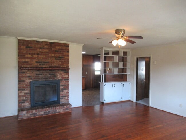 Foto del edificio - For Rent in the North Lincoln School District!