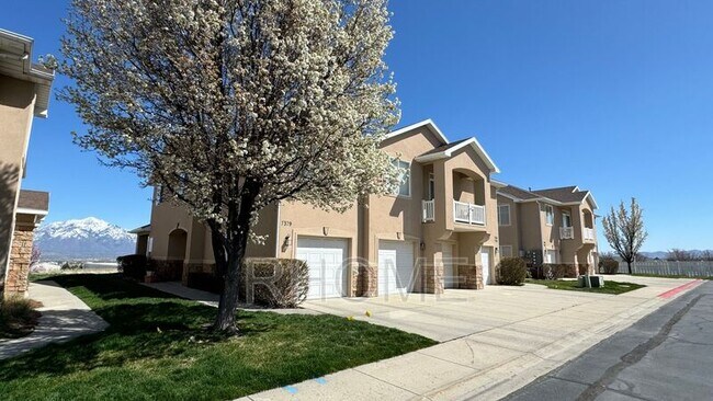 Foto del edificio - 7381 Brittany Town Dr