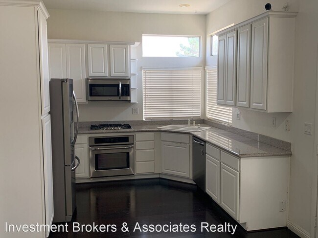 Building Photo - 2 br, 2 bath House - 10301 New Frontier Lane