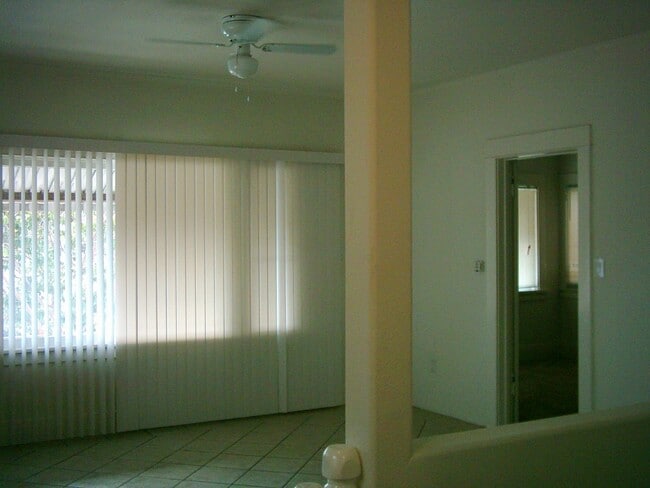 Building Photo - 1154 Cedar Ave