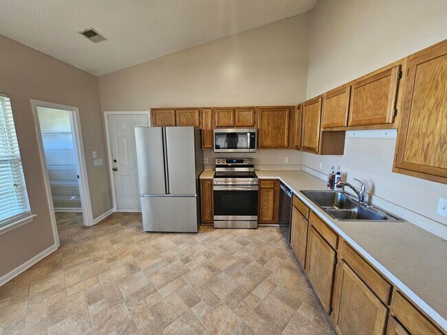 Foto del edificio - 175 Firebridge Dr