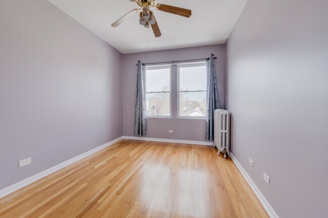 Foto del edificio - 3801 W Cullom Ave