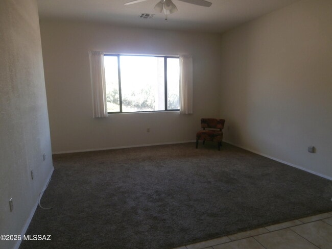 Foto del edificio - 948 W Ashworth Rd