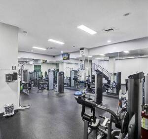 Foto principal - 251 174th St