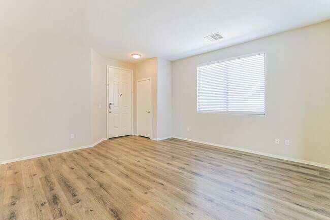 Foto del edificio - 2174 W Gold Dust Ave