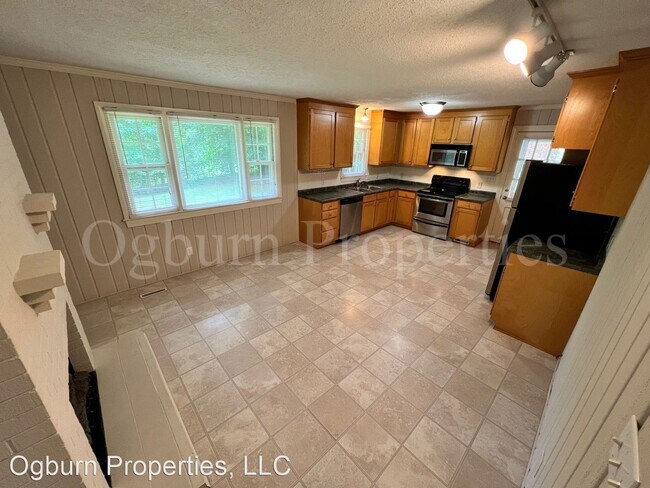 Building Photo - 3 br, 2 bath House - 2630 FARMBROOK ROAD