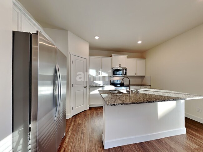 Foto del edificio - 19215 15th Ave Ct E