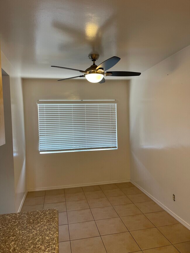 Dining Room - 821 S Osage Ave