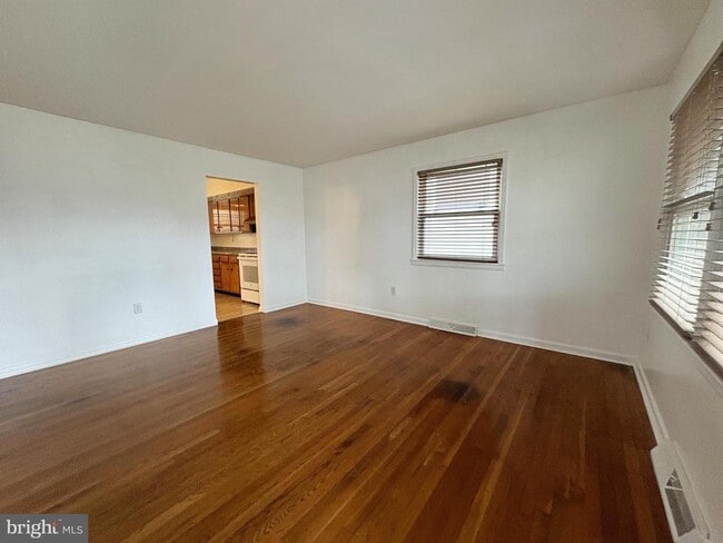 Foto del edificio - 2325 Wilson Blvd