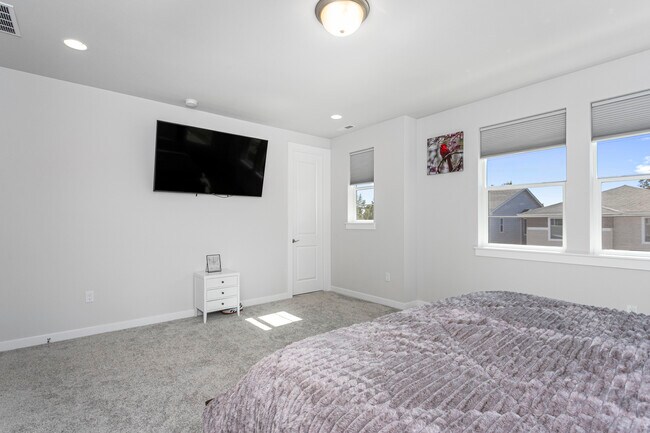 Foto del edificio - 6533 Lupine Ln