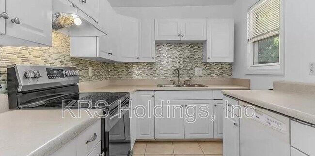 Building Photo - 3414 Pamlico Cir