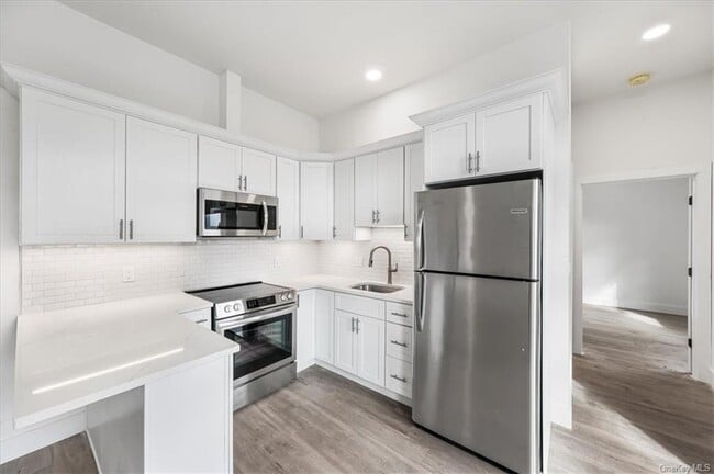 Building Photo - 1083 US-9