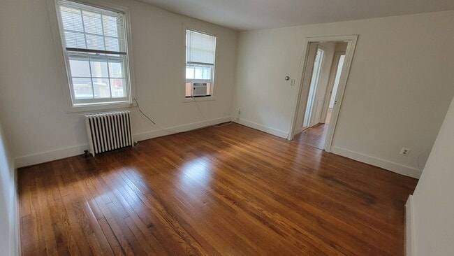 Building Photo - Affordable 1 Bedroom in Downtown Frederick