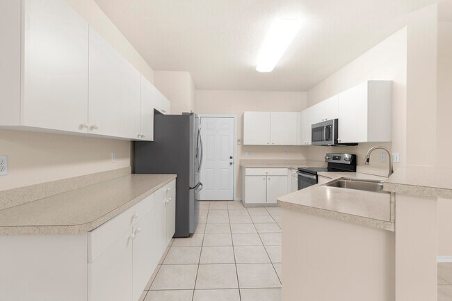 Foto del edificio - 4535 Thornwood Cir