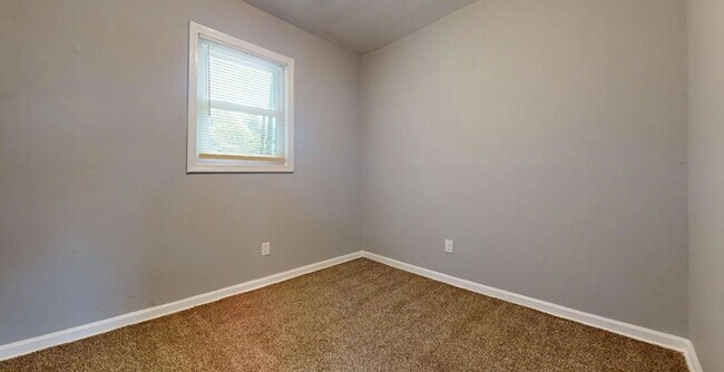 Foto del edificio - 4360 Bluebell St