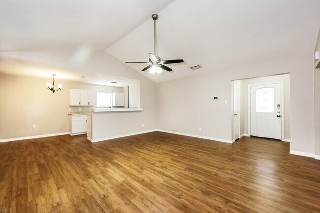 Foto del edificio - 1108 N Knowles Dr