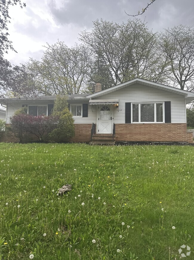 Building Photo - 4913 Donovan Dr