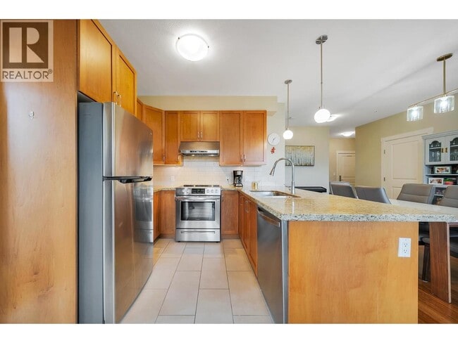 Building Photo - 5788 Birney Ave