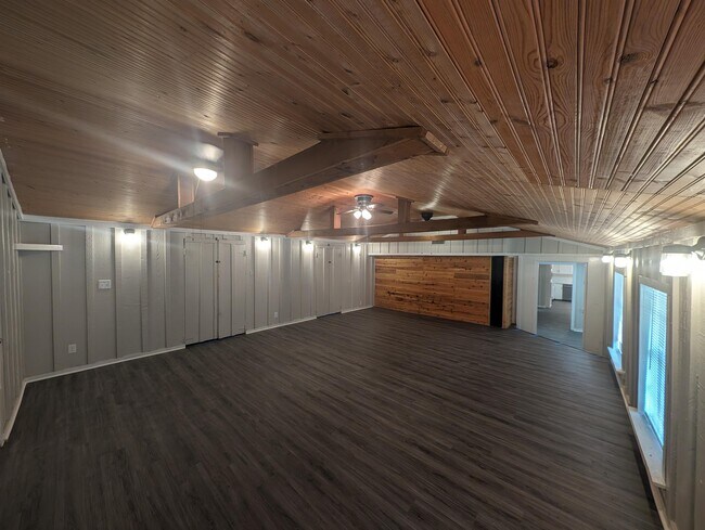Building Photo - 104 Deep Harbor Dr