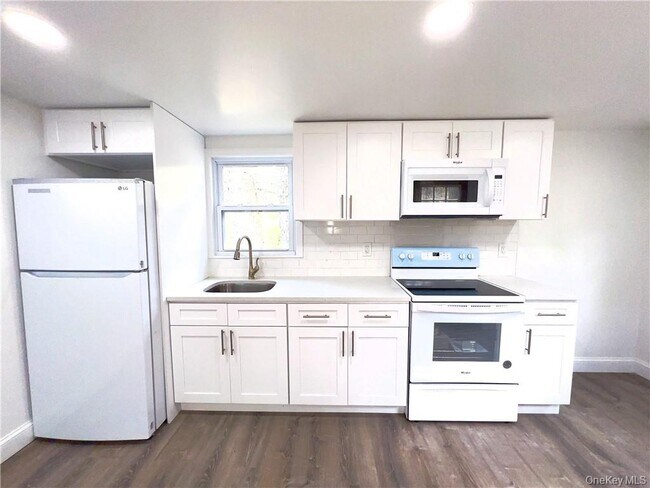 Foto del edificio - 254 Wixon Pond Rd