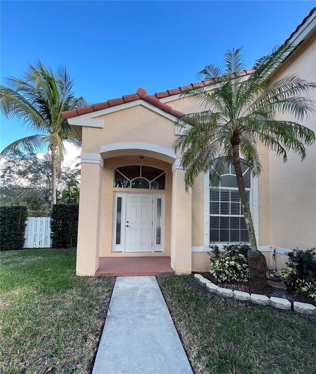 Foto del edificio - 311 SW 192nd Ave