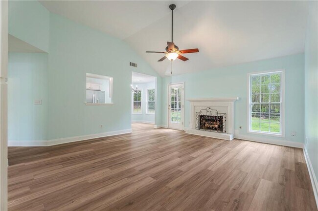 Building Photo - 6640 Autumn Hills Dr