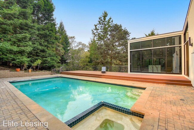Building Photo - 5 br, 3.5 bath House - 2 Tiptoe Lane