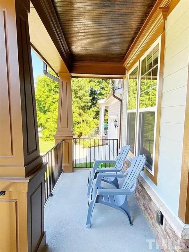 Building Photo - Room in Single Family Home on Grande Chateau Ln