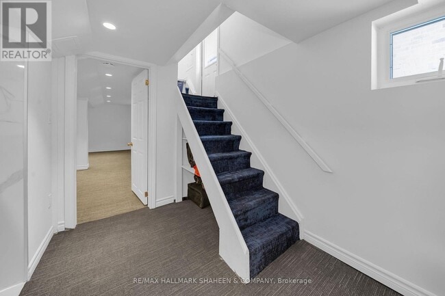 Building Photo - 146 Cranbrooke Ave