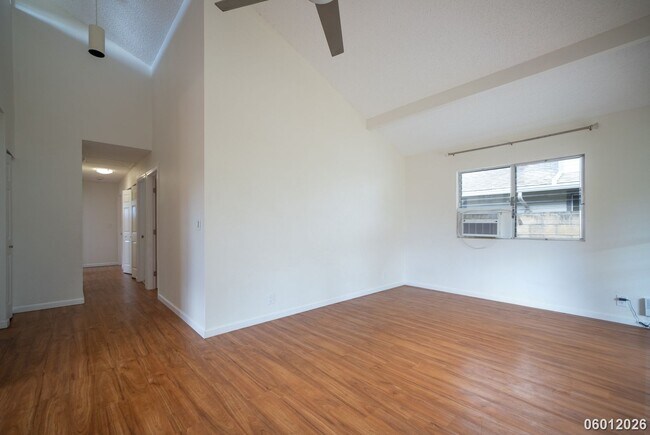 Building Photo - 4bd/2ba SF 95-476 Laupalai Place $3950 small pet negotiable