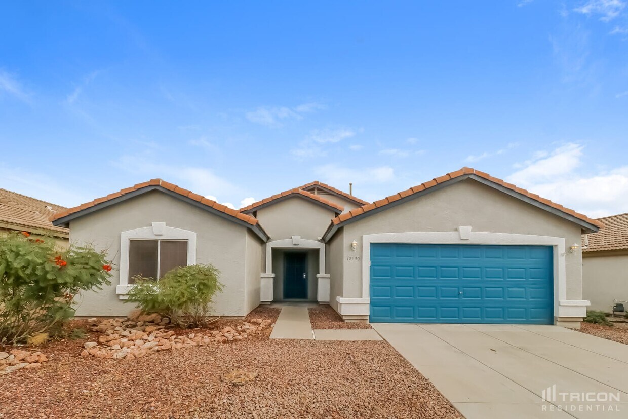 Foto principal - 12720 W Flores Dr