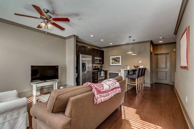Foto del edificio - Metalworks Condo - 3 Bedroom  Office/4 Bath