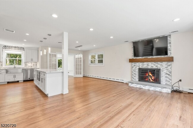 Foto del edificio - 172 Woodbine Cir
