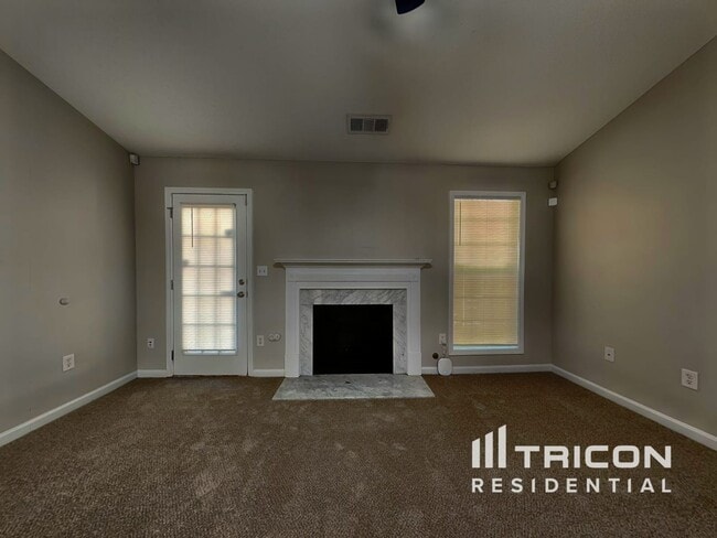 Building Photo - 294 3rd Ave