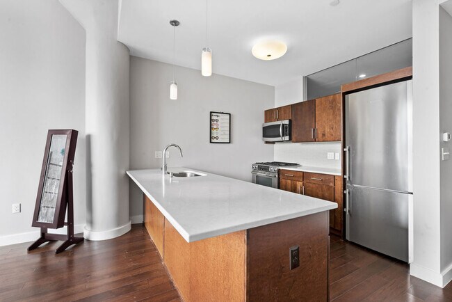 Building Photo - 43 Westland Ave