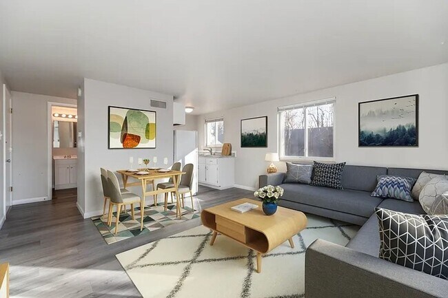 Foto del edificio - Miller Court Apartments - Security Deposit As Low As $0!