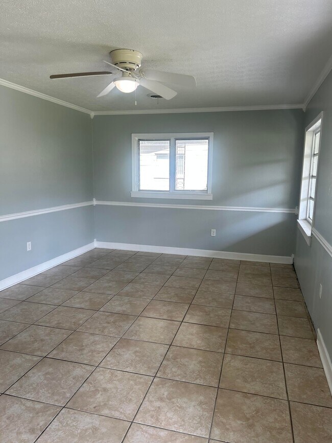 Foto del edificio - 1506 18th St W