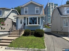 Building Photo - 391 Columbia Ave