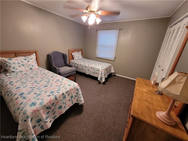 Foto del edificio - 370 E Interlake Blvd