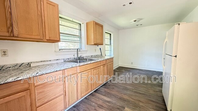 Photo - 5613 Parana Street Apartment