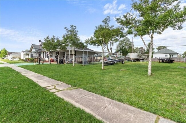 Building Photo - 1528 Schnell Dr