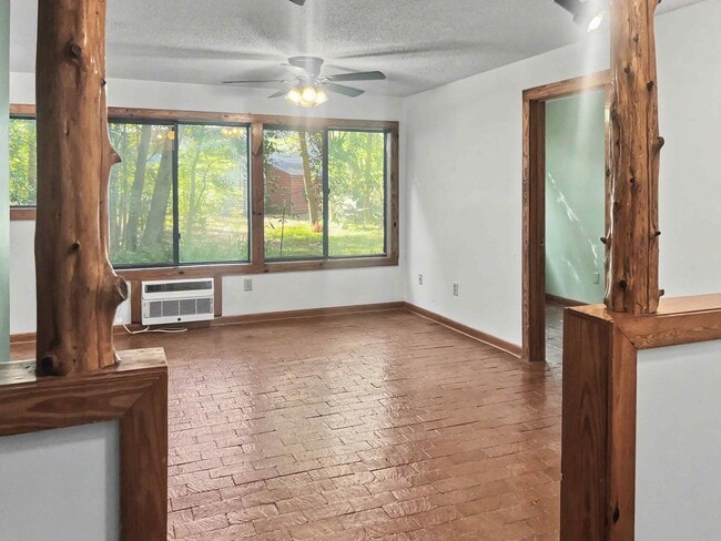 Photo - 106 Pleasant Dr Apartment