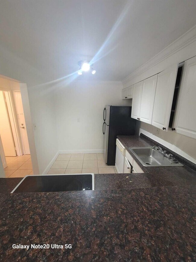 Foto del edificio - 4324 NW 9th Ave