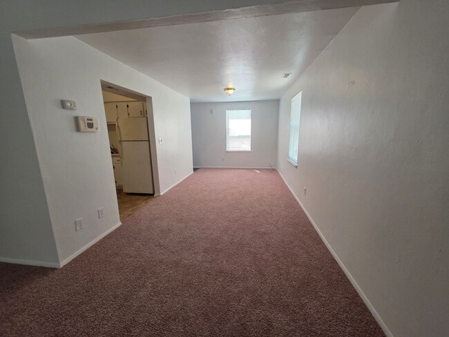 Building Photo - LYO3240#-MW